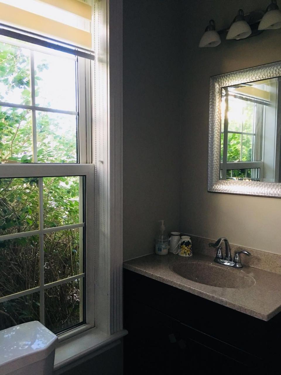 Seaview White House Bed & Breakfast Stratford Ngoại thất bức ảnh